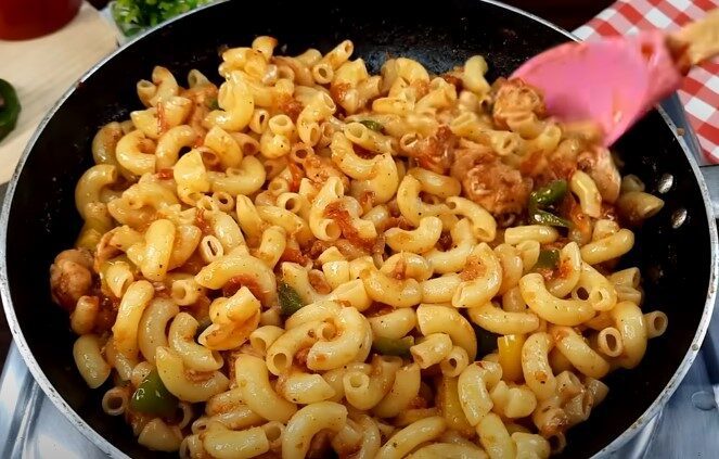 Chicken macroni desi pasta